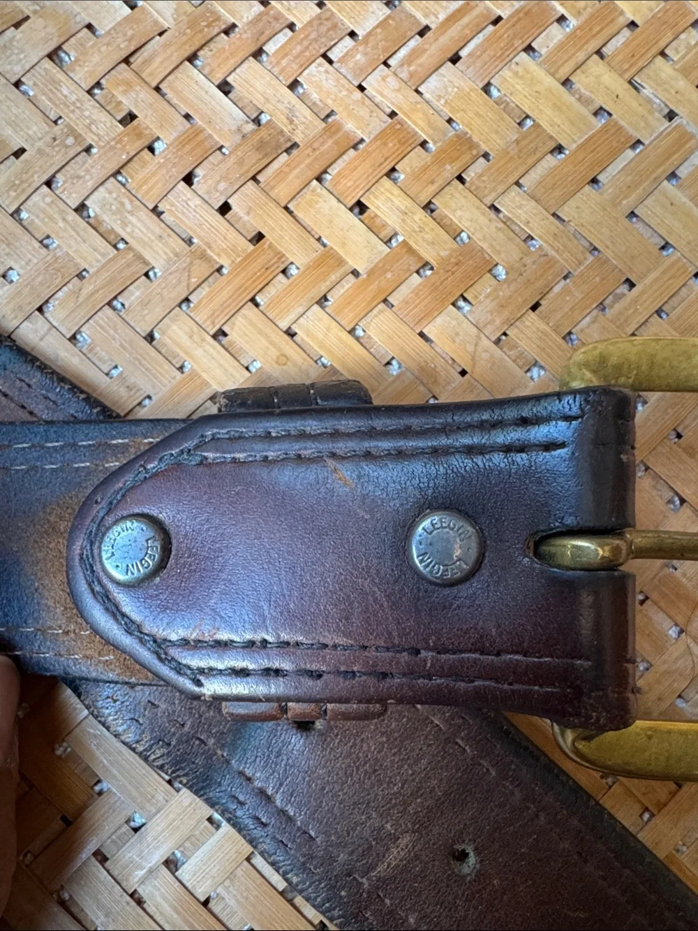 Classic Brown Leather Men’s Belt with Brass Buckle